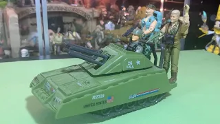 GI Joe Armadillo Tank Real American Hero Vintage Hasbro Action Vehicle w/ Short Fuze, Duke & Gung-ho