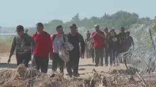 Texas border receives resources in response to new migrant surge | FOX 7 Austin