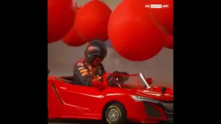 Sergio Perez and Max Verstappen pop balloons for 44 seconds straight...