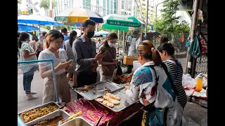 [4K] Walking tour near BTS Phloen Chit station a taste of Bangkok vibrant street food scene