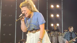 Kelly Clarkson - Since U Been Gone (Las Vegas Aug. 18. 2023)