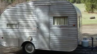 1958 15' Leisurehome "Canned Ham" Travel Trailer