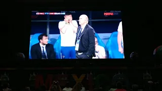 Реакция людей на гол Марио Фернандеса в матче Россия Хорватия. Последние минуты матча. Гостиный двор