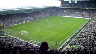 The best "I just can't get enough" ever, from Celtic Park, on Old Firm's day (3-0, 20/02/2011)
