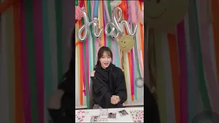 Lee Ji Ah (E Jiah) speaks English in her first instagram LIVE ❤