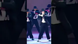 James Brown/Prince/Michael Jackson dance off. #dancingsecurityguard