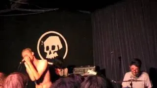 Royal Headache - Never Again - Live - June 22, 2012