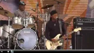 Ernie Isley & The Jam Band @ Farm Aid '09 Shout