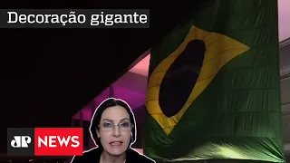 Bandeira do Brasil é estendida na fachada do Palácio do Planalto