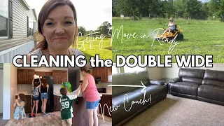 Preparing for Moving Day & Cleaning the DOUBLE WIDE || Large Family Vlog