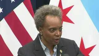 Lori Lightfoot proposes annual pay raises for Chicago mayor, starting in 2024