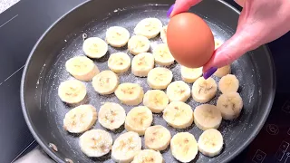 Der berühmte Kuchen mit 1 Ei und 2 Bananen in einer Pfanne, richtig lecker
