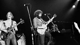 Grateful Dead - Truckin' / Drums / The Other One / Me and My Uncle / The Other One - 08/06/71