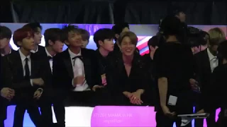 171201 MAMA in HK - Jimin & V Reacts to Cameraman Rec Them for GOT7's Performance