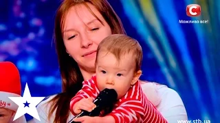 Dance with 4 babies! Mothers dance Jingle bells with their 3 months old babies - Ukraine got talent
