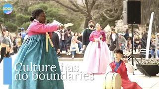 French lady sings the hardest traditional Korean folksong | K-DOC