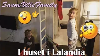 Sannevillefamily❤ I huset i Lalandia 🏡