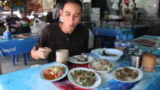 Thai Street Food Menu in Bangkok (Eating Thai Food Guide) อาหารอีสาน