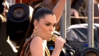 Will.I.Am & Jessie J ~ I Gotta Feeling (Diamond Jubilee Concert) ♚