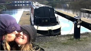 Llangollen Narrows- how to cruise safely through the narrows.