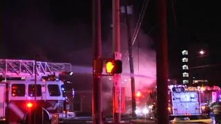 Houston - Hackberry Convenience Store Fire 2011-10-04.wmv