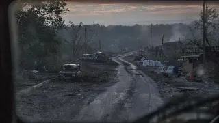 Ukraine : intenses combats à Severodonetzk, peine de mort pour trois combattants étrangers