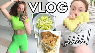 [VLOG] Band Workout, Low FODMAP Healthy Zucchini Bread, and my *SECRET PROJECT*