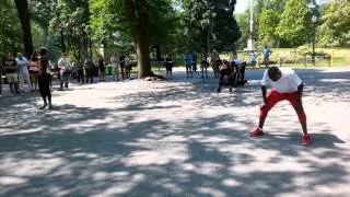 Amazing street performance at central park