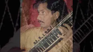 Pandit Harashankar Bhattacharya and Pandit Bickram Ghosh, Raaga - Desh