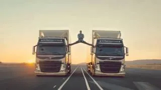 Жан Клод Ван Дамм реклама Volvo Trucks | Шпагат в движении!