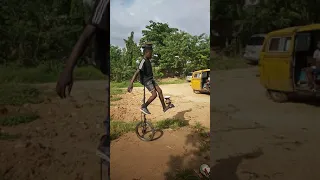 Unicycle Bowl ..