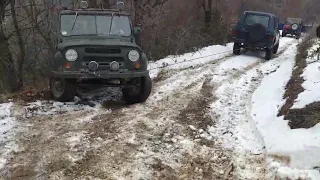 Pajero off road vs UAZ