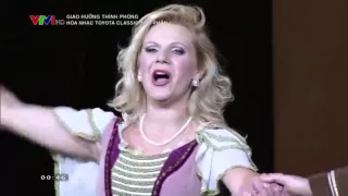 E. Kálmán: “Come With Me to Varasdin” from “Countess Maritza” - Budapest Operetta Theatre