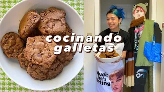 Cocinando Galletas [Baking Cookies]