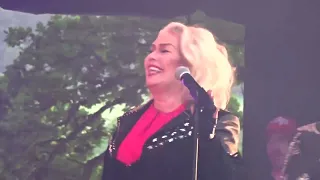 "Can't get enough of your love" -   KIM WILDE @ LET THERE BE ROCK FESTIVAL, VIELSAM (BELGIQUE)