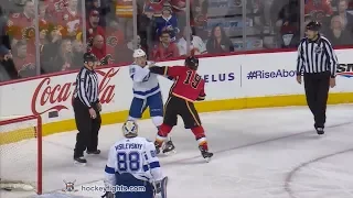 Jake Dotchin vs Matthew Tkachuk Feb 1, 2018