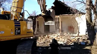 Zak Bagans “Demon House Demolished” in January 2016