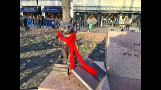 Street Cat Bob Statue