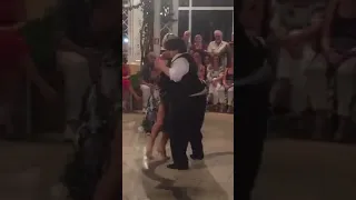 💃Amazing Tango Danced by Alejandra Mantinan & Aoniken Quiroga