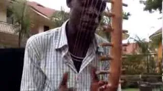 Kayongo Rosco plays "Alelujah" on the adungu