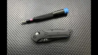 How to disassemble and maintain the Benchmade 945 Pocketknife