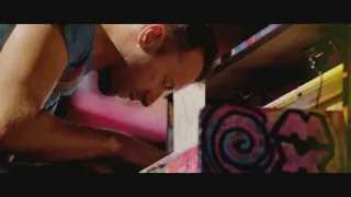 COLDPLAY live 2012 - Yellow (piano intro) - Full HD