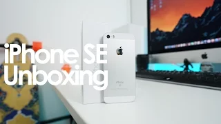 iPhone SE UNBOXING and SETUP