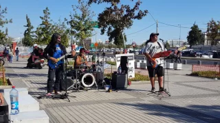 Av. Del Rock - "Hold The Line" "Toto Cover" (situación especial entre pareja)