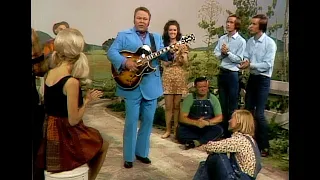 Roy Clark - Thank God And Greyhound  (live Hee Haw performance & short skit Sept 29,1970)(Stereo M)