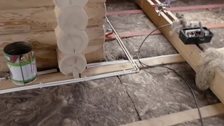 Монтаж труб отопления под полом в деревянном доме.