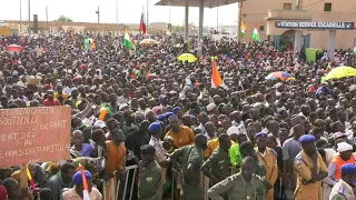 Niger: des milliers de manifestants demandent le départ des soldats français | AFP