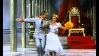 Fred Astaire y Jane Powell en BODAS REALES (ROYAL WEDDING, 1951, Cinetel)