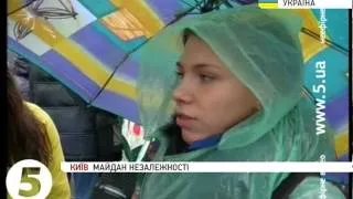 За ЄС: Понад 100 людей мітингують на Майдані