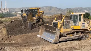 Amazing Team Of Caterpillar D9T And Komatsu D275AX Bulldozers Working Together On Huge Mining Site